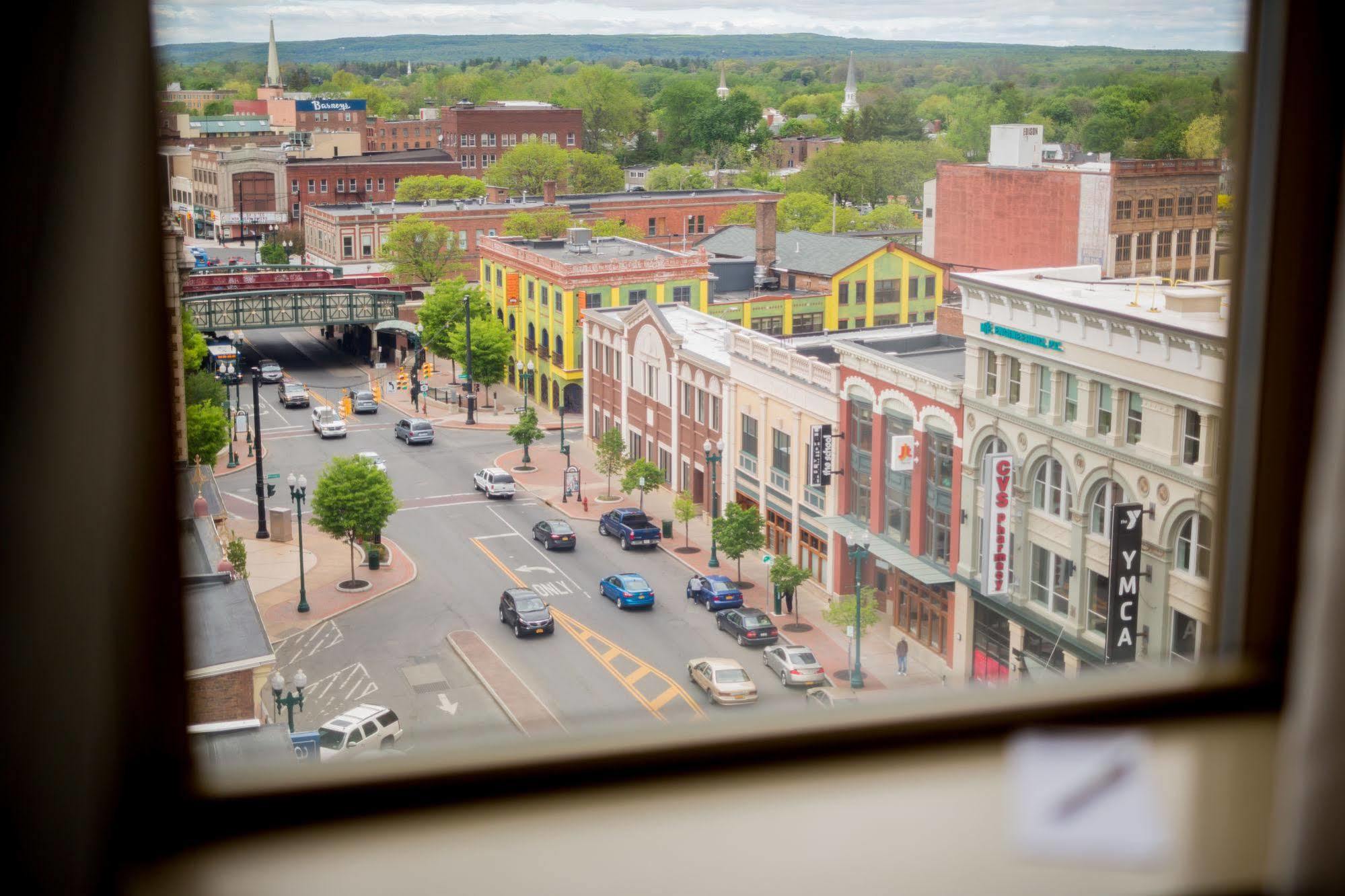 The Parker Inn Schenectady Bagian luar foto