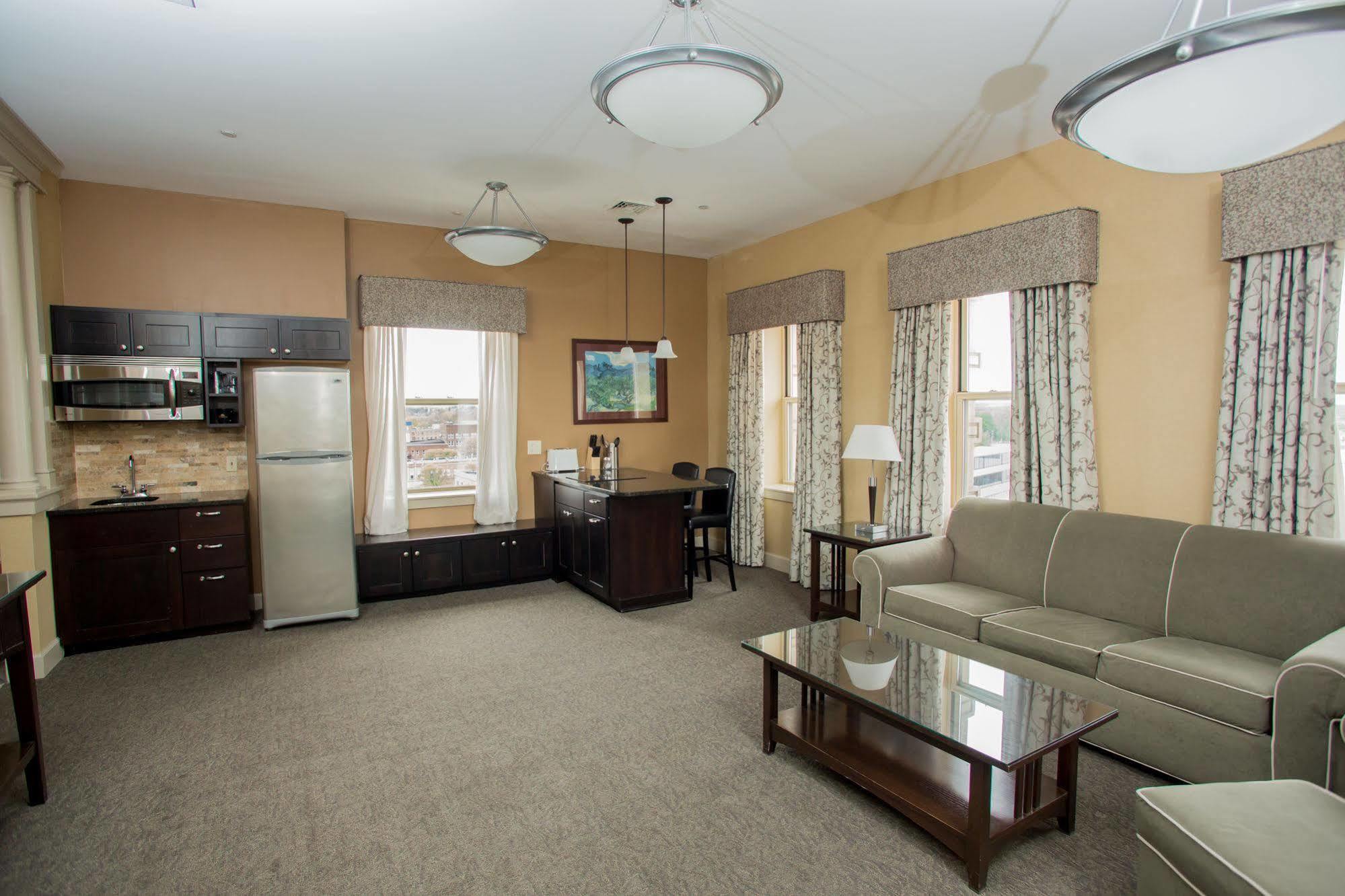 The Parker Inn Schenectady Bagian luar foto