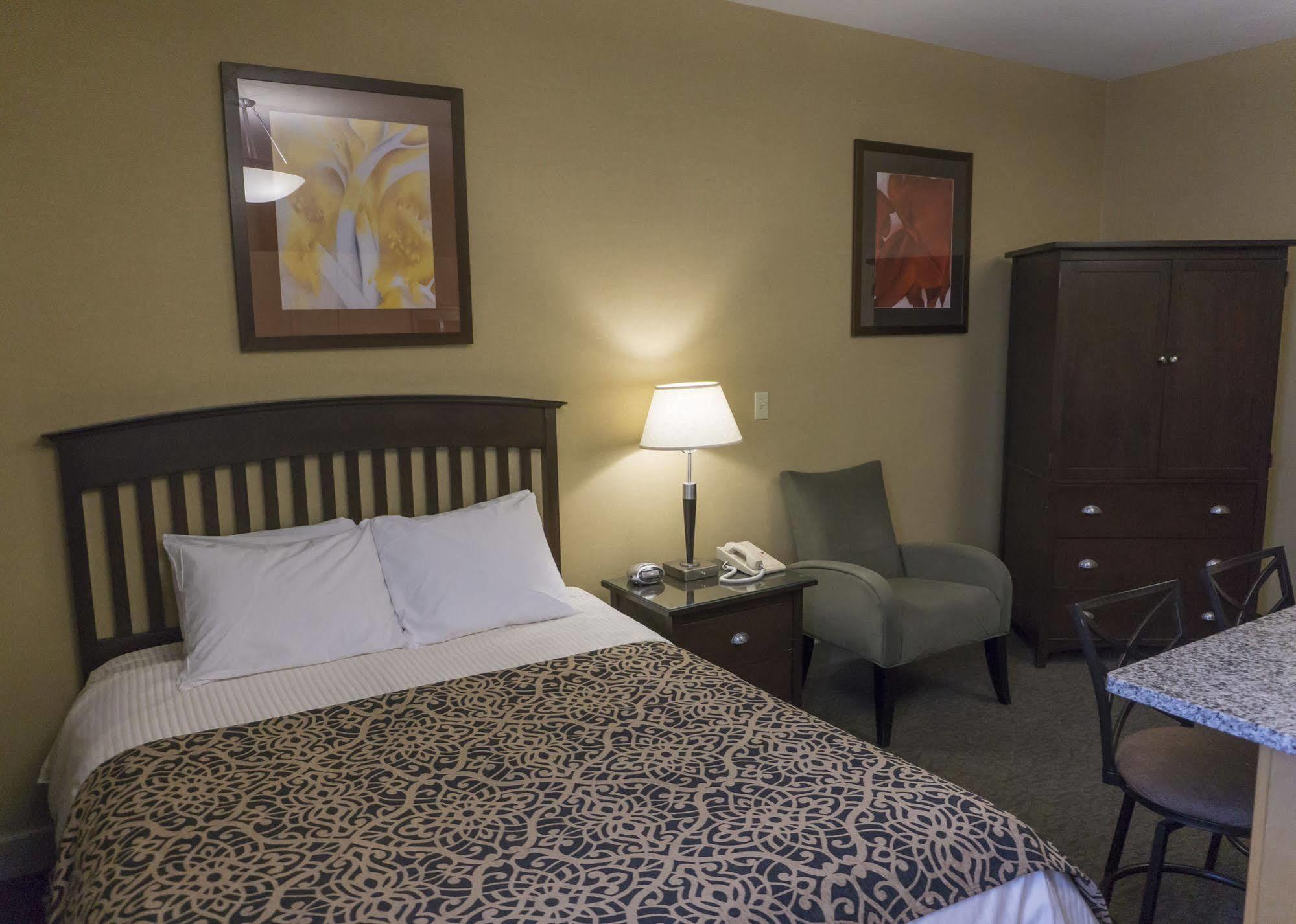 The Parker Inn Schenectady Bagian luar foto