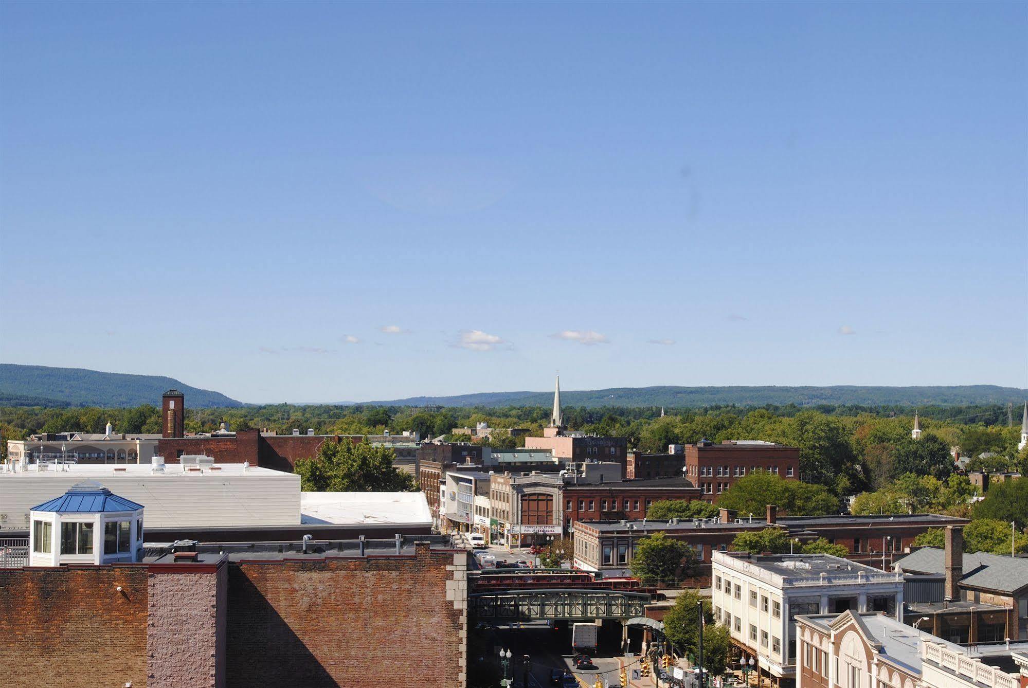 The Parker Inn Schenectady Bagian luar foto