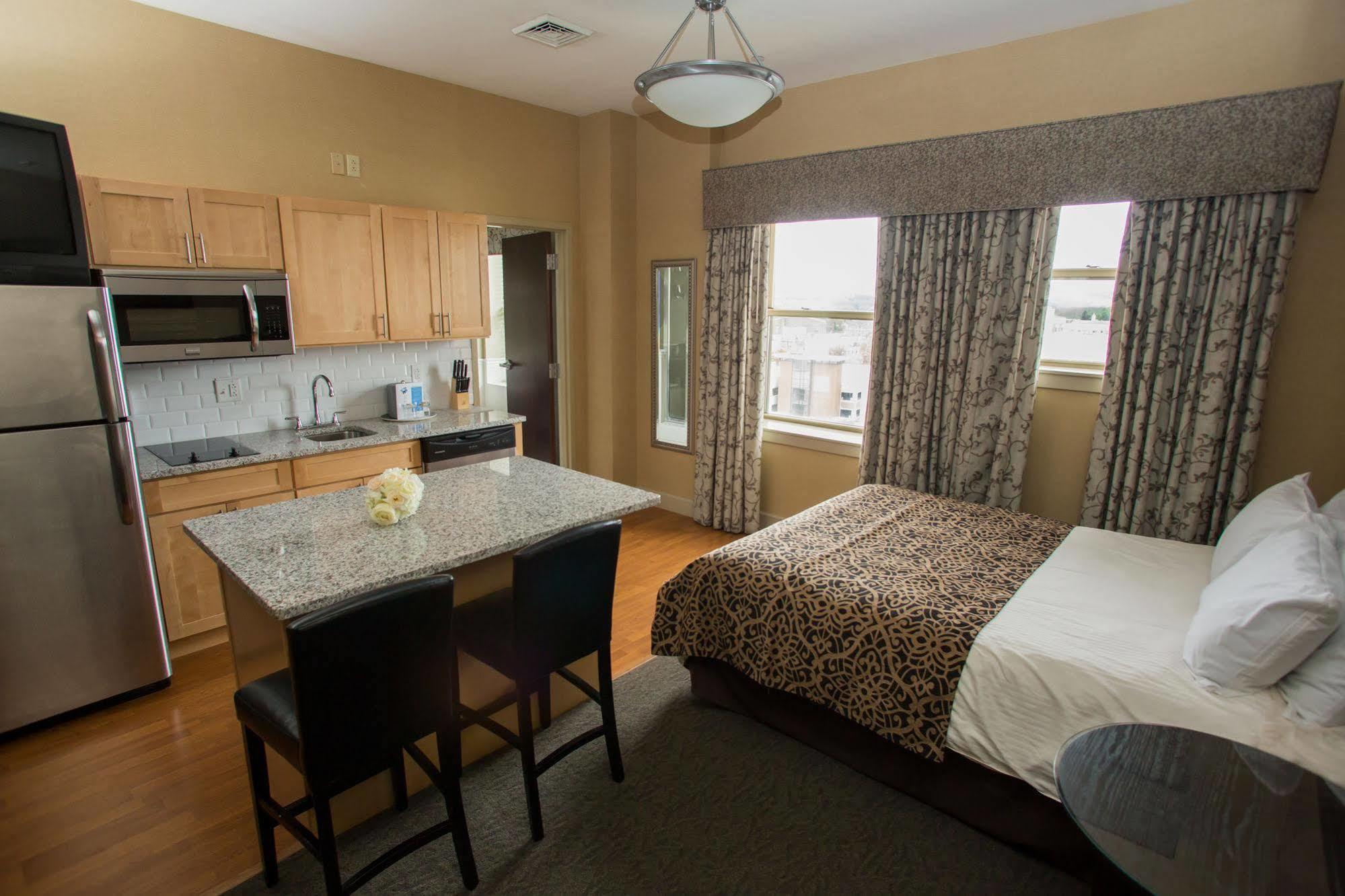 The Parker Inn Schenectady Bagian luar foto